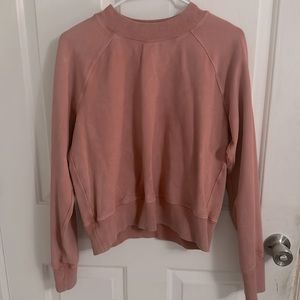 Lululemon Ready to Roll Crew